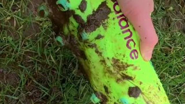 #dou来足球季 #唯有足球不可辜负 #遇见足球 #足球 #好鞋推荐