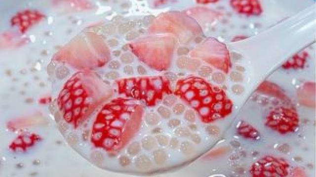 喜欢喝甜点的女孩子来试试这个水果西米露，qq弹弹，好看又好吃#自制甜品 #西米露