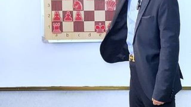 #国际象棋 #国际象棋的玩法 #象棋 #逻辑思维 #提升专注力 @DOU+上热门