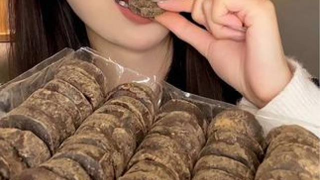 网上火的巧克力零食甜品吃吃！#巧克力控 #巧克力 #零食推荐 #甜品 #零食