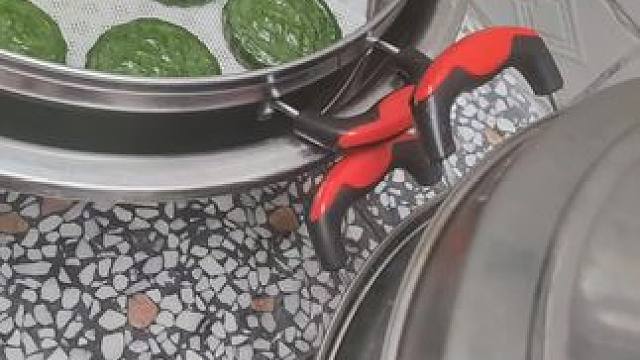 纯手工制作美食，春天的味、，艾叶粑粑#老人小孩都爱吃