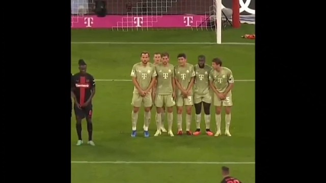 谁的任意球最好发在评论区#足球