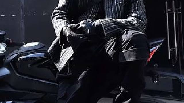 “好看的皮囊你玩不起 有趣的灵魂看不上你” #机车 #450srs