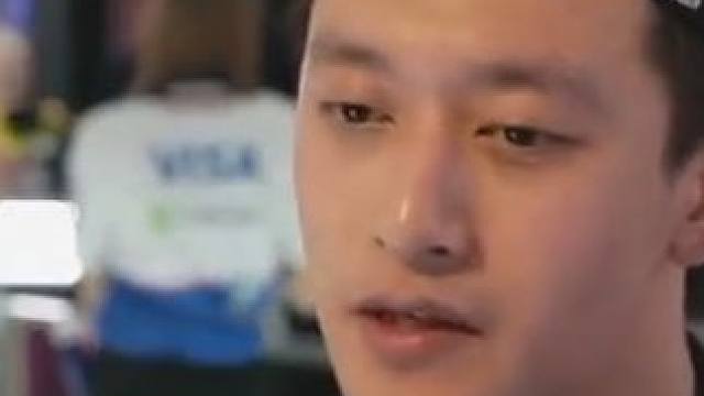 索伯在换胎这件事上是平等的，每一场比赛随机做掉一名自家车手，周冠宇7圈红胎优势被白白葬送掉，赛后他表