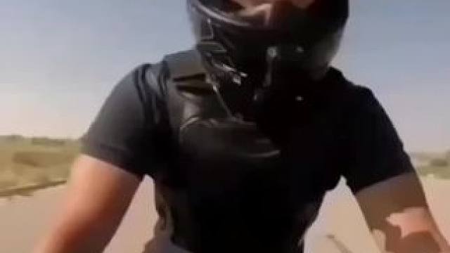 不会作，就不会死 。#每个男人都有一个机车梦 #爆表的速度 #骑行一人一车一世界 #机车压弯