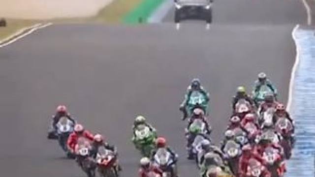 #wsbk 澳大利亚站的川崎大牛有点猛#摩托车比赛 #专业动作请勿模仿