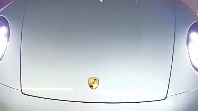 保时捷911安装防拆抗屏蔽GPS定位防盗系统，开启屏蔽器自动锁车，换卡、抠卡、干扰锁车报警到手机。嵌