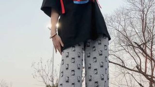 我不会读心术  想我就来找我吧(o･`з･´o).#甜妹 #浅跳一下 #甜甜的手势舞