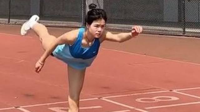 体育生基本热身动作（还记得去年把花字打错了#体育生