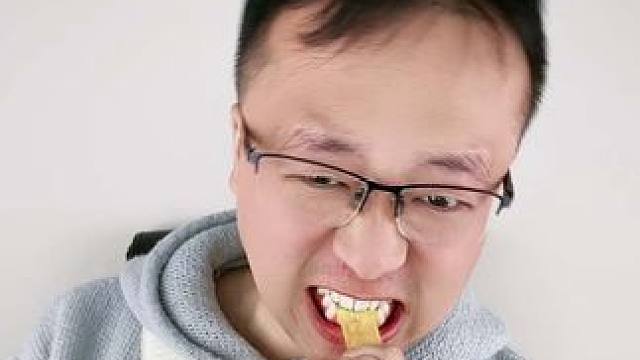 可以拽掉牙齿的4包橡皮糖 #零食推荐 #追剧小零食 #橡皮糖 #QQ糖 #零食测评