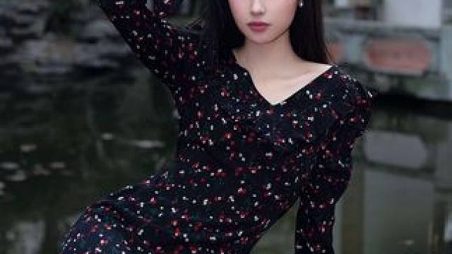 没睡醒都被我p出厌世脸了，参考滤镜在结尾#p图教程 #氛围感拍照 #纯欲风 #拍照姿势