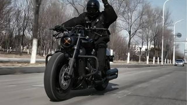 不活在朋友圈的日子里真是快乐
#创作灵感 #黑旗500 #复古摩托 #复古巡航 #王城武