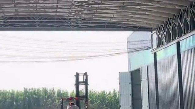 电动收缩雨棚仓储
