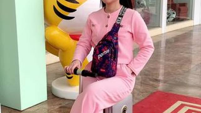 超级百搭的胸包才个位数，跟谁说谁都不信，高颜值超实用#胸包#百搭胸包#单肩斜挎包