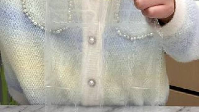 一次性制冰袋，天气来越热了这个可以提前安排上，在家自己做多口味冰块，卫生还解暑#一次性冰袋 #方便又