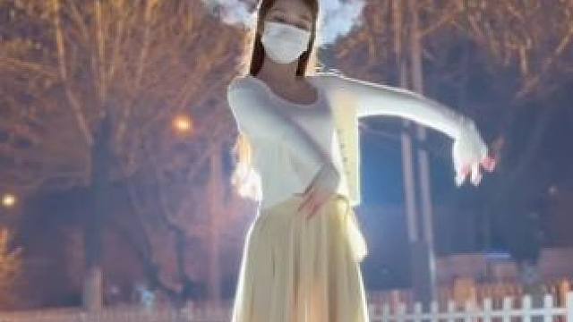 越是你接纳不了的人，越能升华你的生命。修行，就是能接纳所有生命。#伯虎说#古典舞