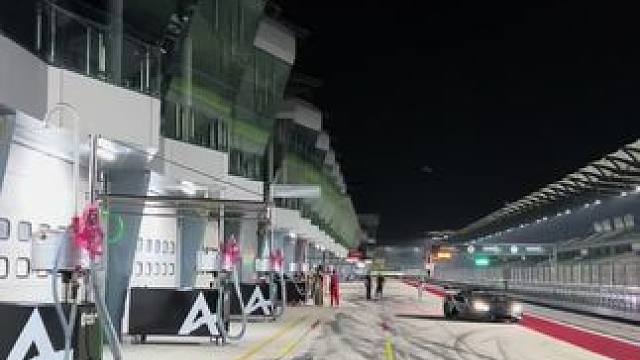 雪邦F1赛道的夜场真的是灯火通明！#赛车