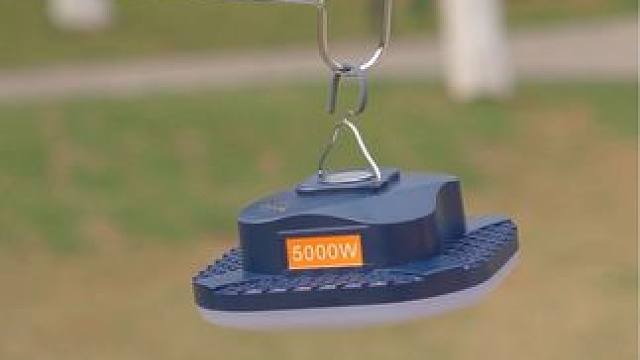 电池容量大，照明持久，户外露营带上这一盏灯就够了 #露营灯 #户外照明 #营地灯 #户外灯 #户外用