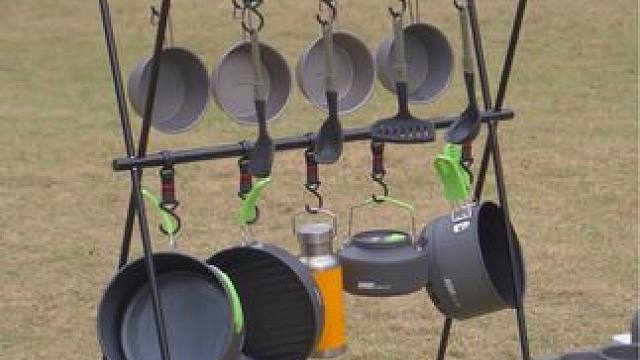 双层铝合金材质的置物架，户外露营用来挂装备就方便多了 #户外露营 #户外置物架 #露营置物架 #铝合