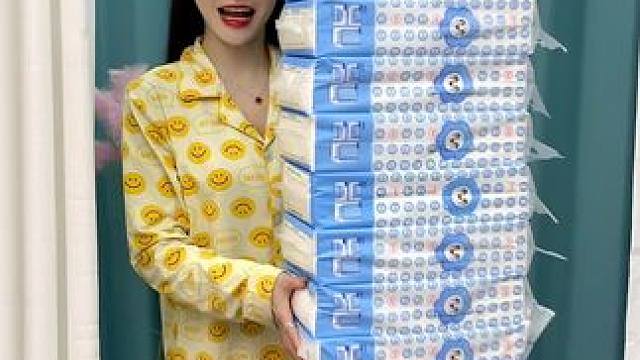 漫花家的#悬挂抽纸  也太卷了吧！湿水不破，四层压花，原生木桨一提1280张随便抽都不心疼