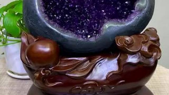 寿桃#九紫离火运 #紫晶洞 #天然水晶 #招财 #精品摆件