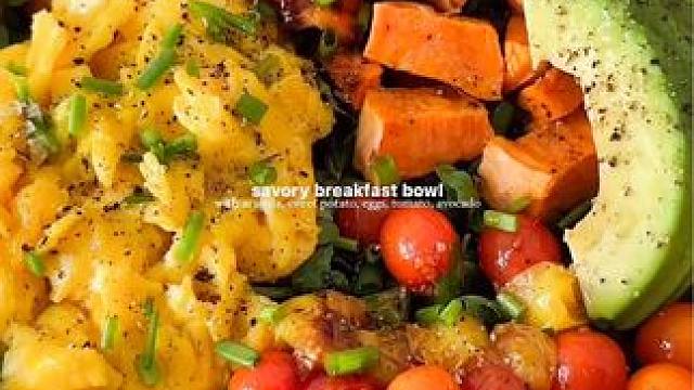 轻食减脂餐｜低碳高蛋白少油无糖、嫩煎蛋搭配烤红薯番茄牛油果#我的减肥日记 #低卡低脂餐 #吃瘦不饿瘦