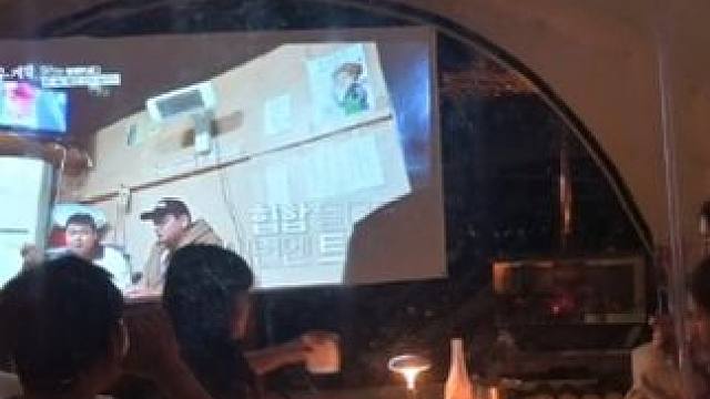 两室一厅超豪华帐篷，带着朋友露营也太棒了！ #露营 #户外露营 #沉浸式露营