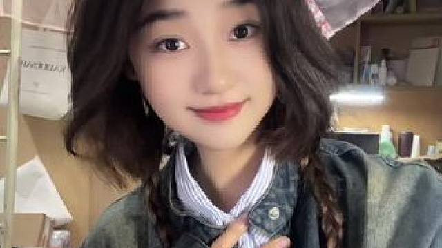 #笨蛋美女 #这个手势舞甜度超标了 #一起跳甜妹手势舞 #甜妹 新鲜出炉