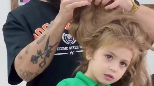 这颜值就是剃个冬瓜圈都好看