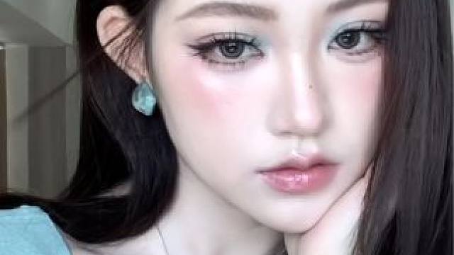 清凉感妆容谁不爱#妆容教程 #美妆百万新星计划