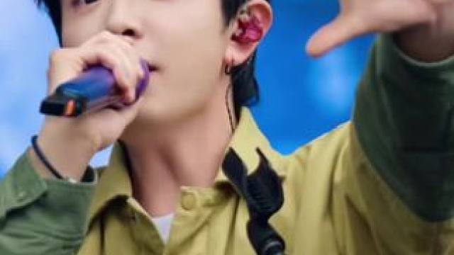 颜人中《某年某月某天》现场完整版#颜人中#某年某月某天#佛山音乐节#音乐现场#完整版