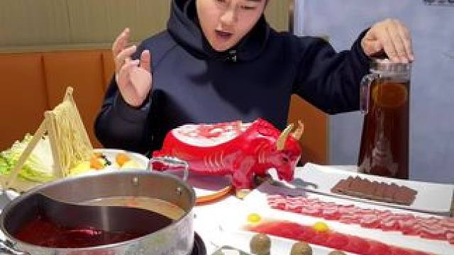 不到一张票就可以吃那么多菜的牛肉火锅了#好吃上瘾的火锅店推荐 #一起吃火锅 #牛肉