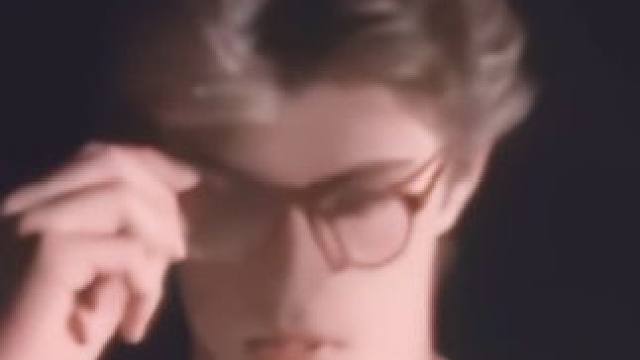 怎么会有这么完美的轮廓！