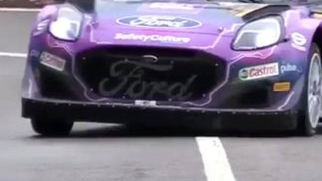 拉力赛赛前必备暖胎环节，为了给赛车提供最佳的抓地力，使赛车行驶更稳定和安全#wrc拉力赛