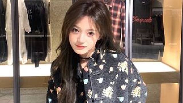 不懂碎花的有难了#ootd穿搭 #开春搭配 #拽姐穿搭