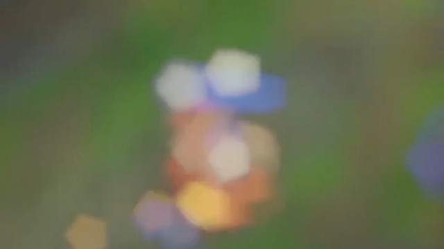 幽默男刀拿头跟恐怖飞镖人打？