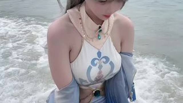 #海滩 #泳裝