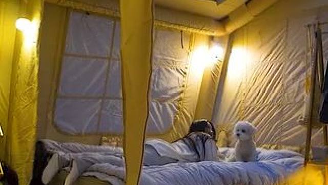 大雨天在三室充气帐篷里豪华露营，豪华帐篷露营#露营 #户外露营