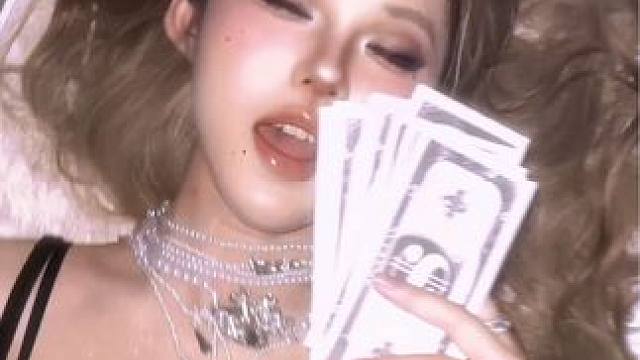 这辈子钱定终生
#妆前妆后 #妆容