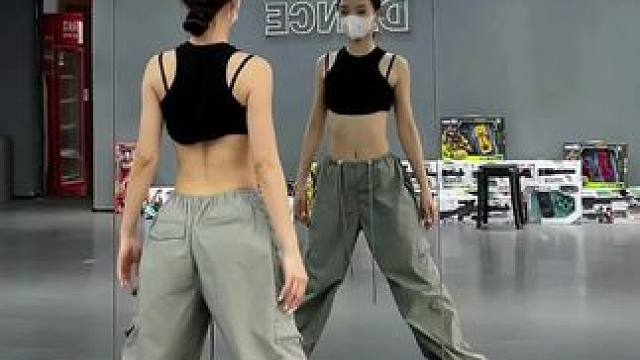 这个回南天来得这么勤奋 去吧#基础爵士 #安藤aa编舞 #零基础学舞蹈