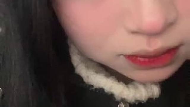 小美与红旗 #眨眼车灯转场 #红旗H5