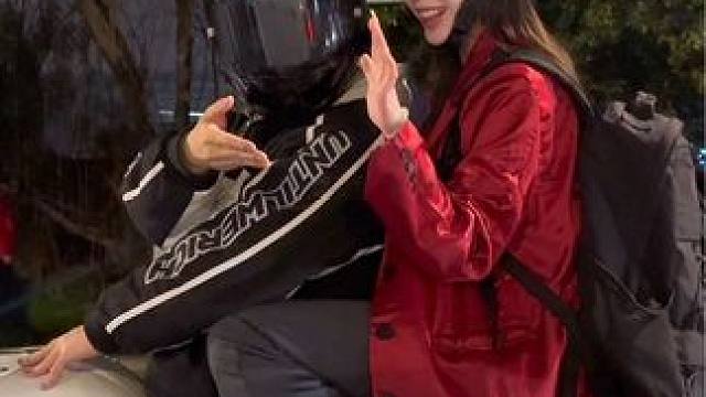 要多笑噢，你笑起来很好看 #机车