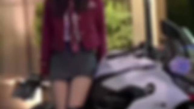 你真的是只热爱机车吗，确定热爱的不是车主？#西安机车街拍 #西安女骑 #最酷机车女孩