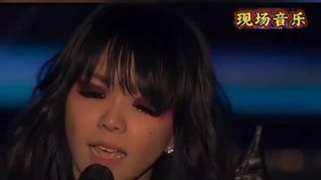 张惠妹深情献唱《趁早》，感动了自己却唱哭了观众 "#张惠妹 "#趁早 "#音乐分享