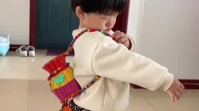 #小孩子的天真 #干活小能手