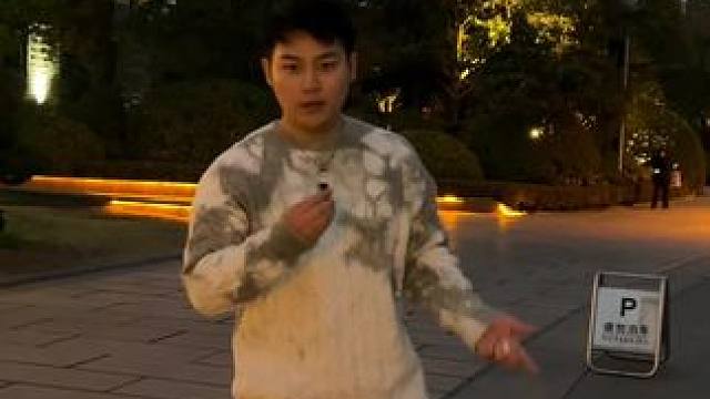 云龙湖景区吃上漏天烧烤是什么样的体验#撸串儿约起来 #特色烧烤 #一起吃烧烤