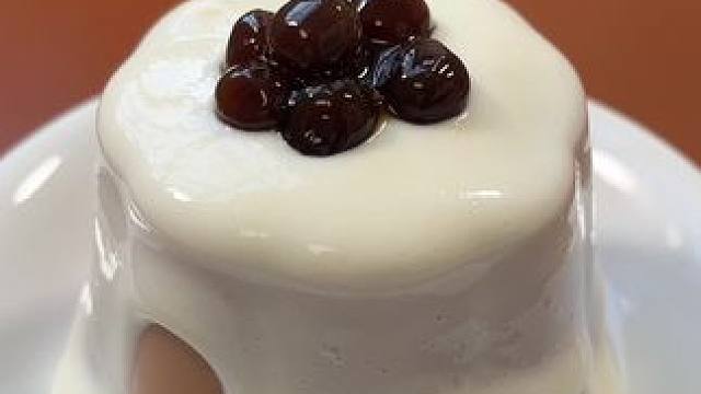 奶香丝滑的红糖珍珠雪山奶冻没有人不喜欢吧#一学就会的小甜品 #奶冻