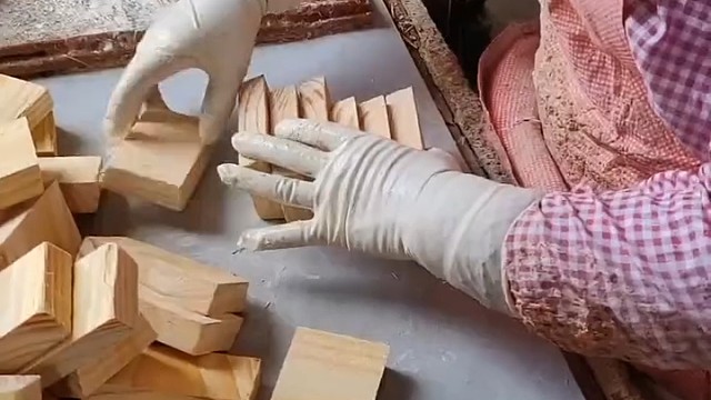 这是做什么呢？看着挺好玩的