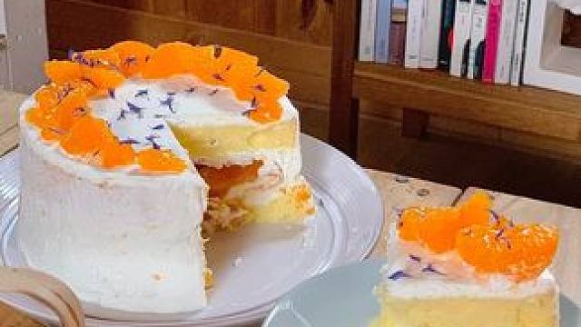 用济州岛的橘子做个蛋糕！！
#烘焙人的日常 #vlog #烘焙 #济州岛