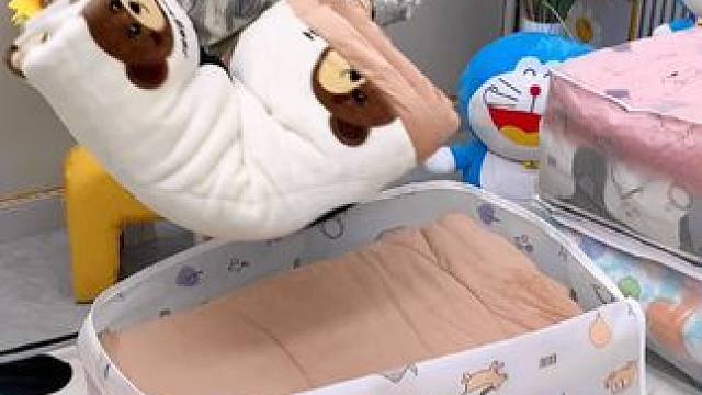 换季了，家里的厚被子厚衣服都要收起来了，这个收纳袋防潮防尘节省空间，真的太好用了#被子收纳袋 #收纳